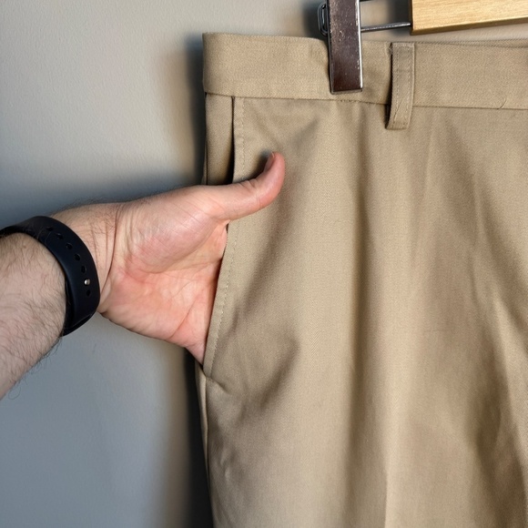 Haggar Mens Chino Casual Dress Pant Beige/Tan Size Tag: 36x30 Flat Front Trouser - Picture 3 of 13